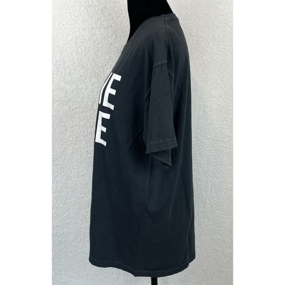 LP GIOBBI • Dark Grey Femme House Short Sleeve Tee - Picture 5 of 15